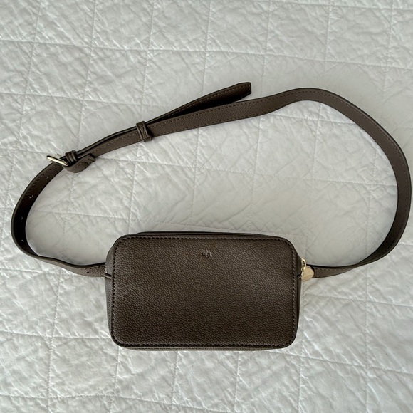 ela Micro Belt Bag - Crossbody Bag with Adjustable Strap - Picture 6 of 12